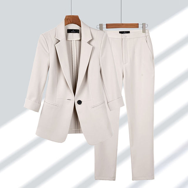 Clara - Skræddersyet Blazer og Bukser til Elegante Anledninger med Perfekt Pasform