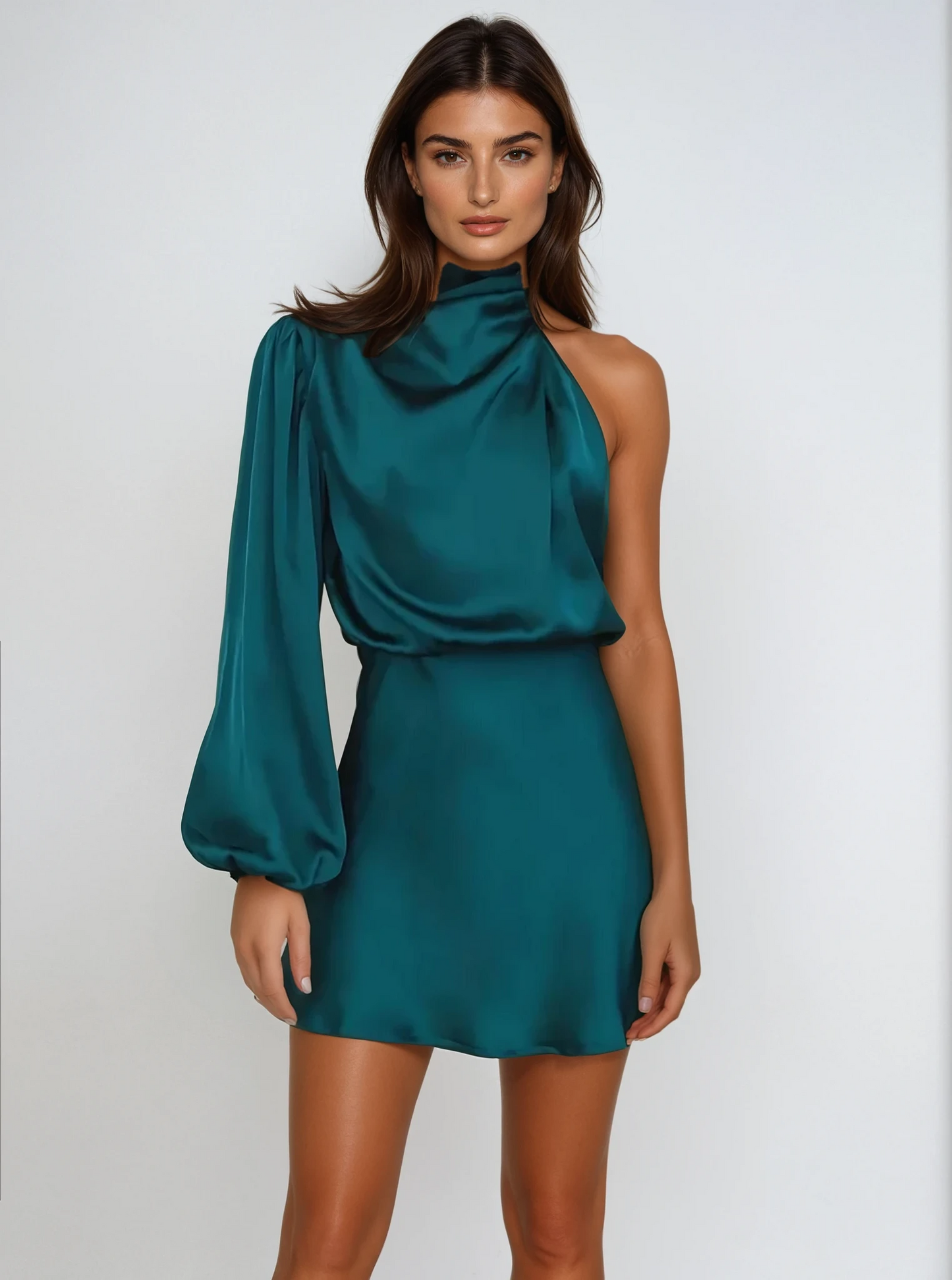 Asymmetrisk Satin Aftenkjole med One Shoulder Design og Pufærmer - Elegant Festkjole