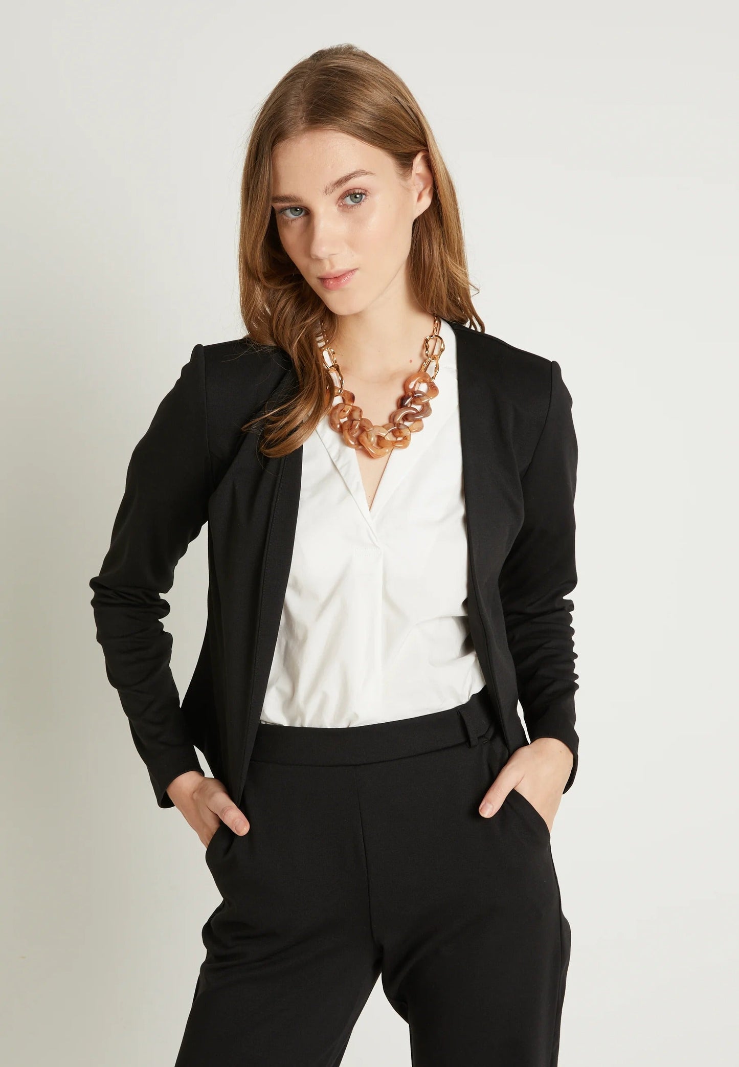 Elegant Cardigan Jakke i Blødt Materiale til Hverdag og Fest