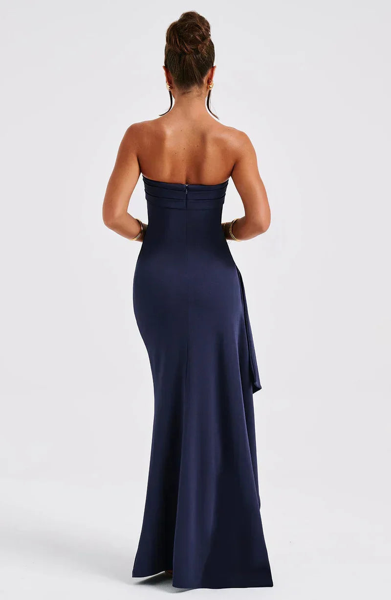Elegant Off-Shoulder Maxikjole - Unikt Wikkeldesign til Festlige Anledninger