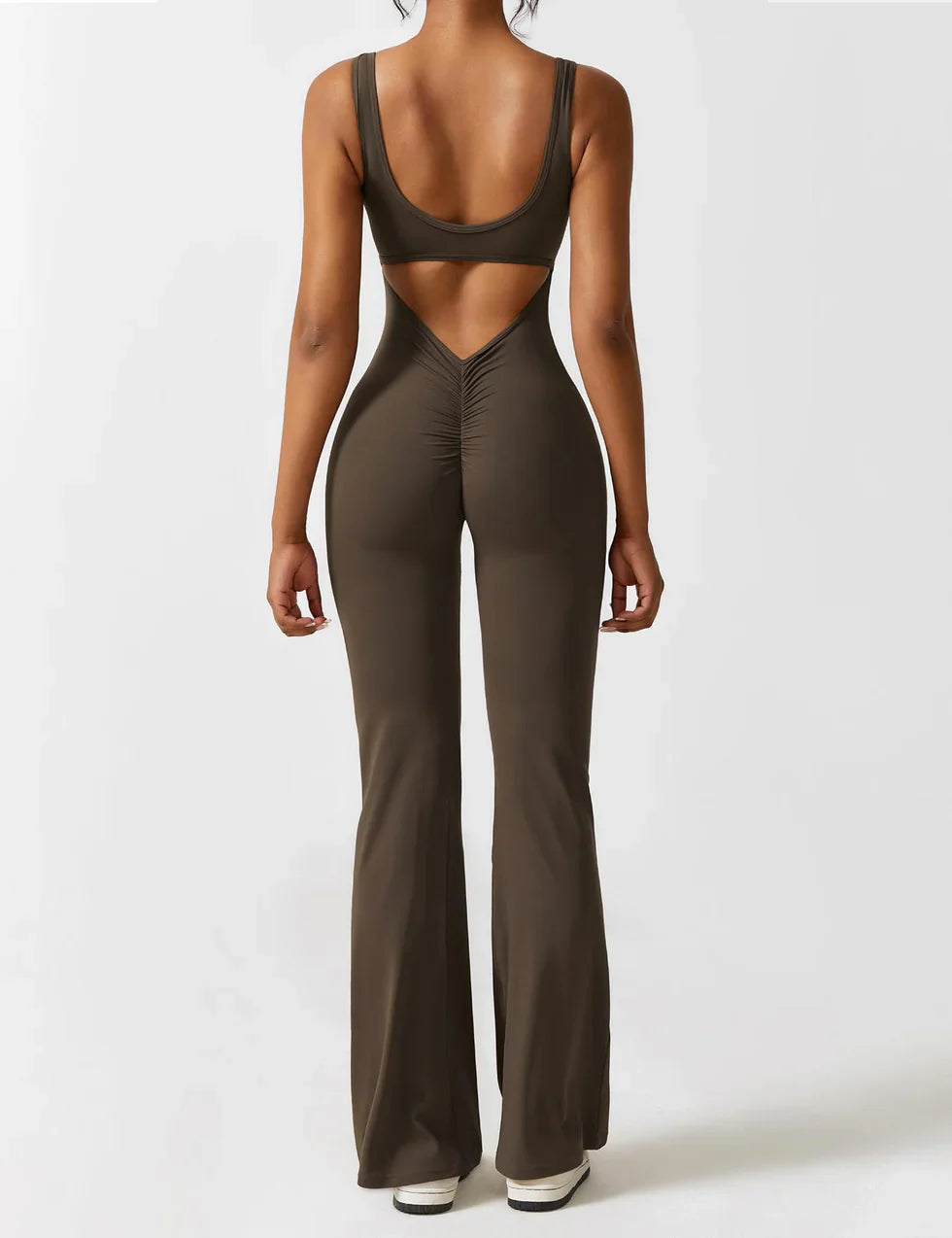 Elena Flared V-Back Buksedragt - Komfortabel og Formende Jumpsuit til Alle Anledninger