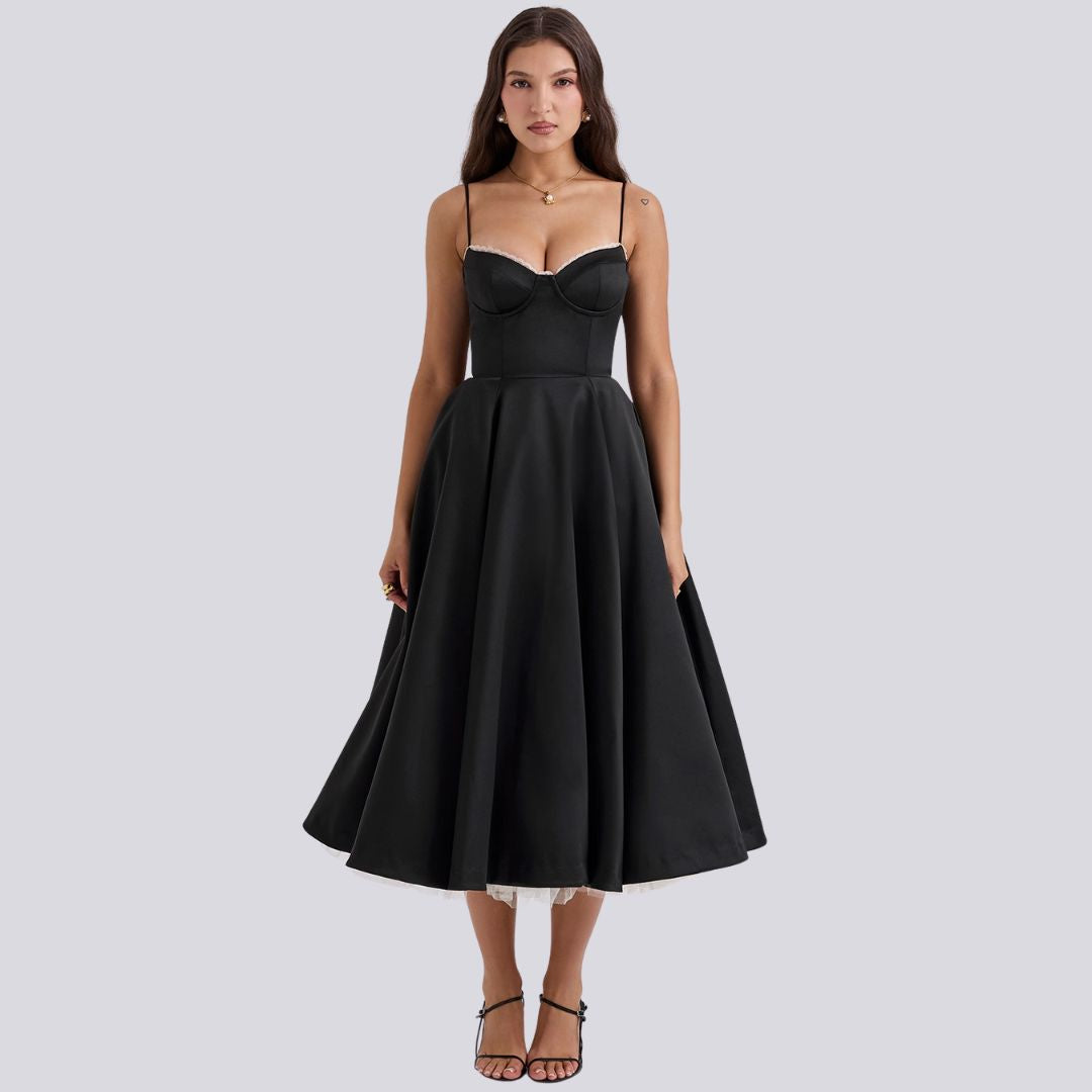 LOVA – V-hals Maxi Kjole med Elegant Fald