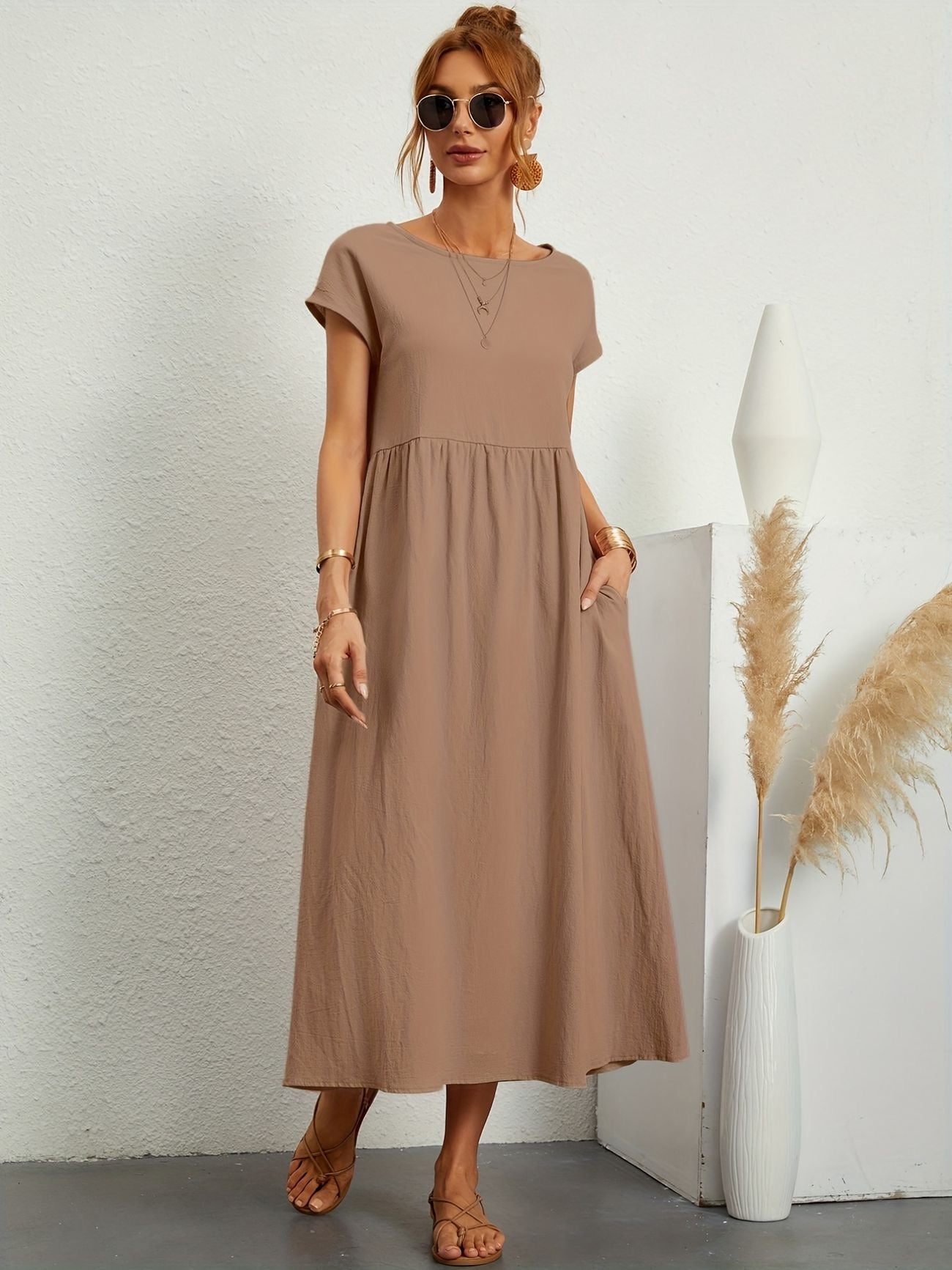 Greta - Afslappet Hørkjole med Åndbart Design og Elegant Snit