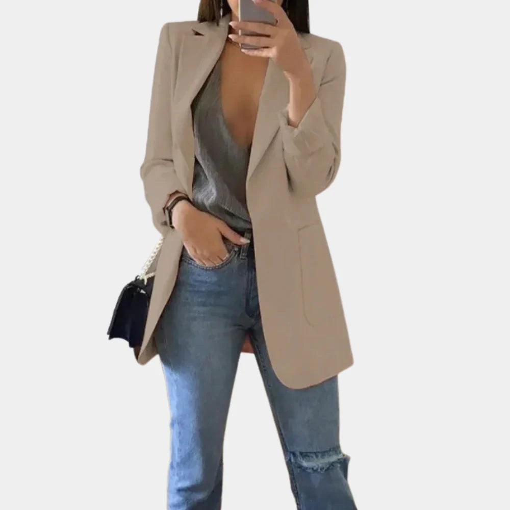 Sigrid – Lang, figursyet blazer til kvinder