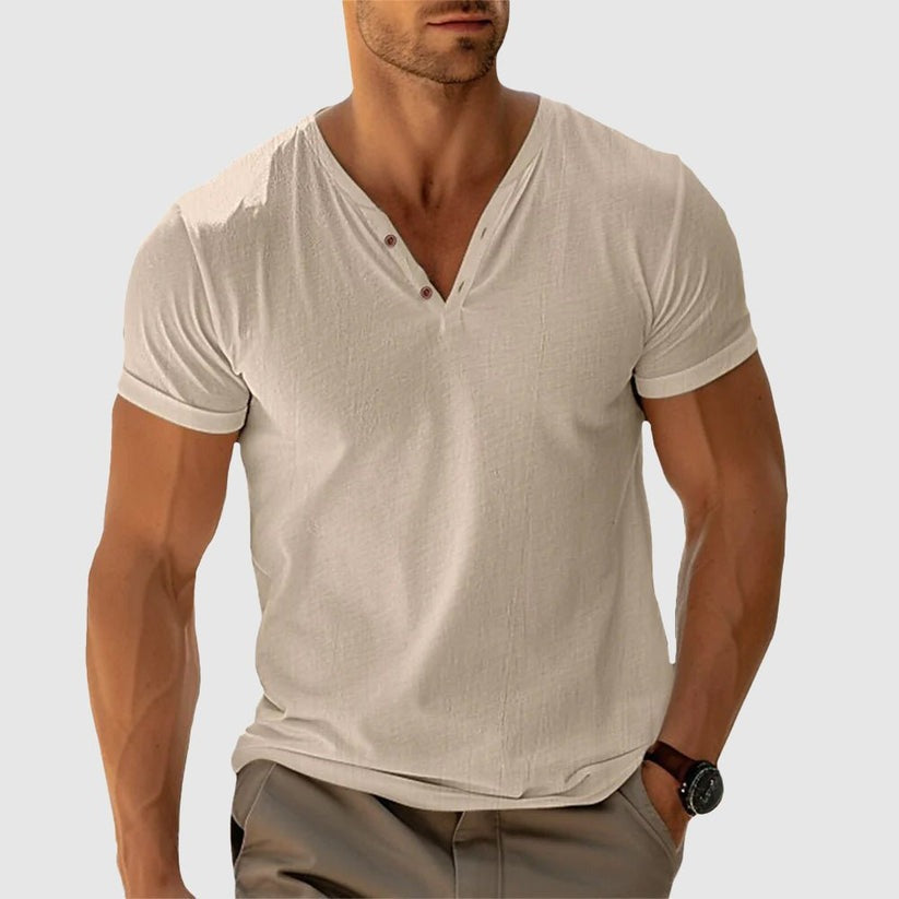 NOLAN – Knappet Basis Tee