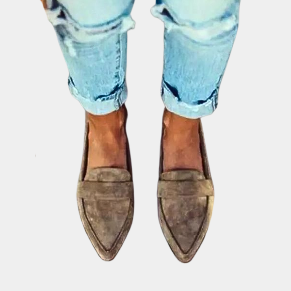 AMÉLIE – Komfortable Loafers i Ruskindslook med Tidløst Design