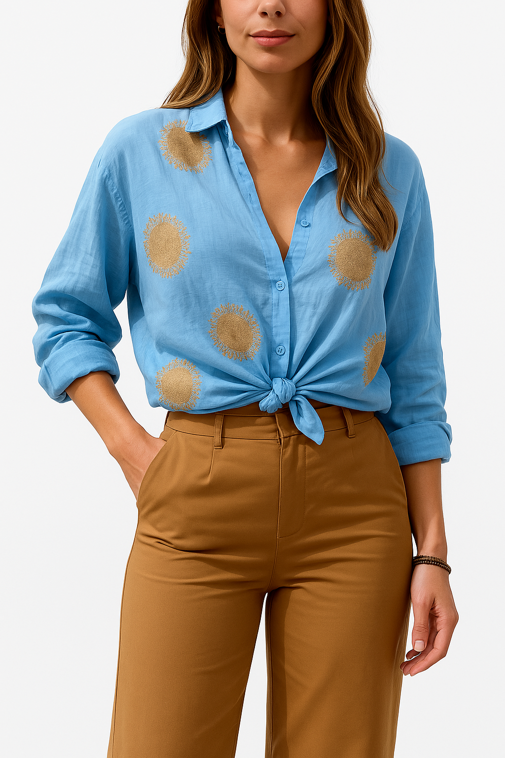 Thyra – Klassisk Damebluse med Elegante Detaljer