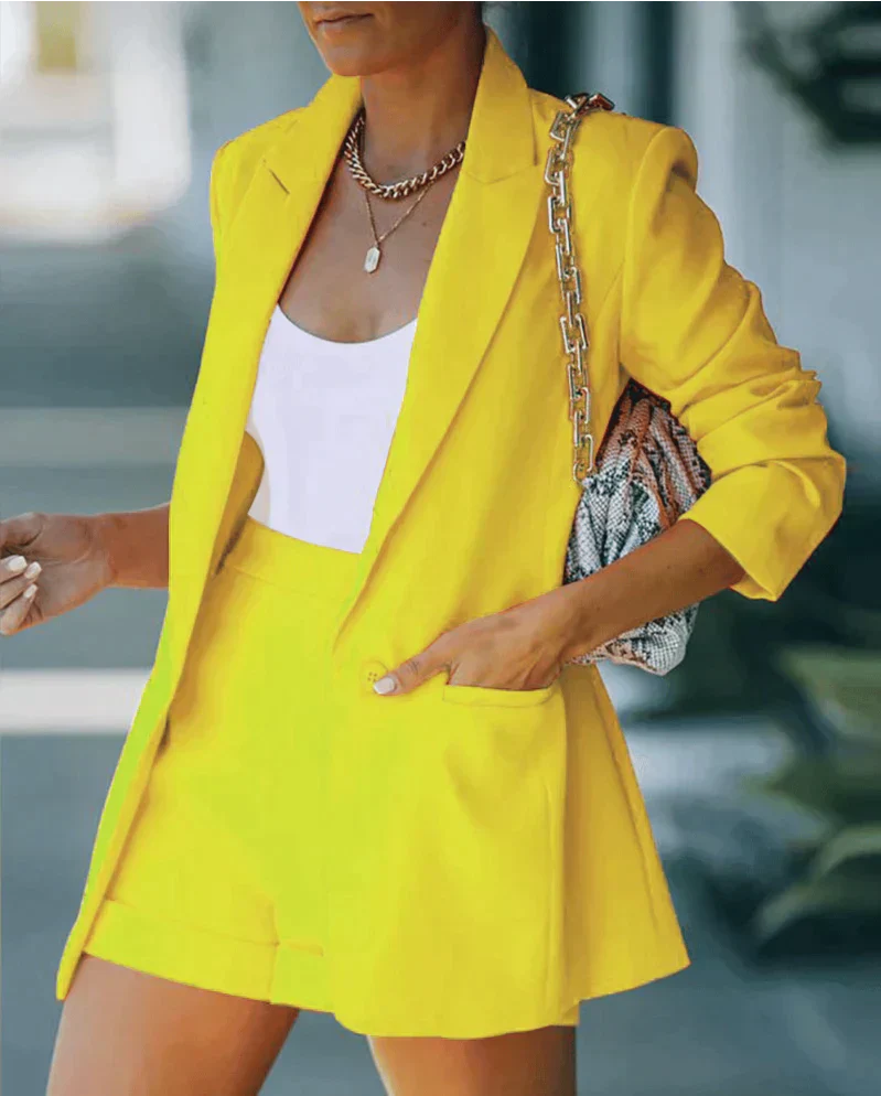 Valentina - Blazer Sæt Dame Med Shorts og Flatterende Pasform