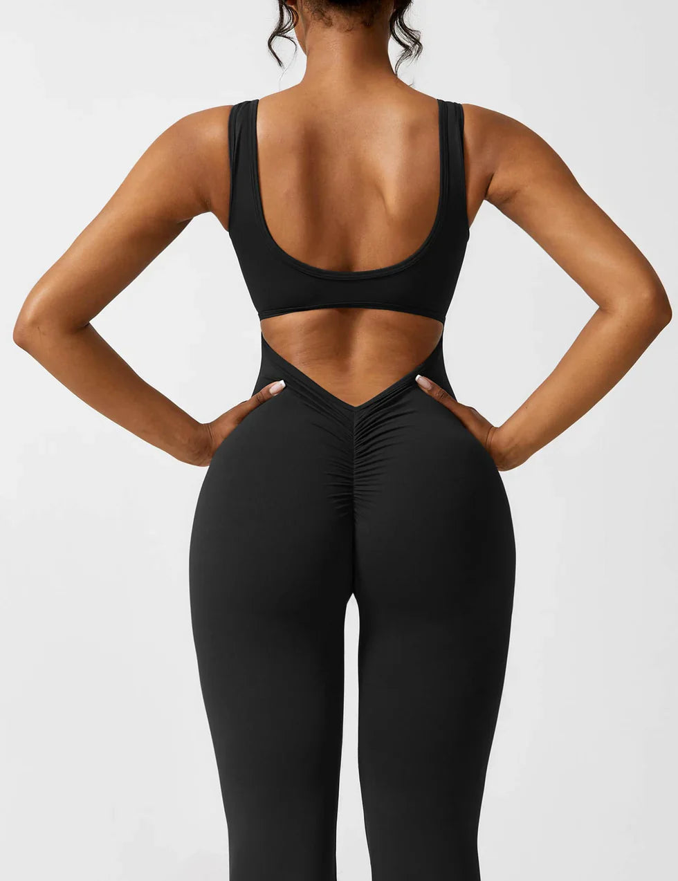 Elena Flared V-Back Buksedragt - Komfortabel og Formende Jumpsuit til Alle Anledninger