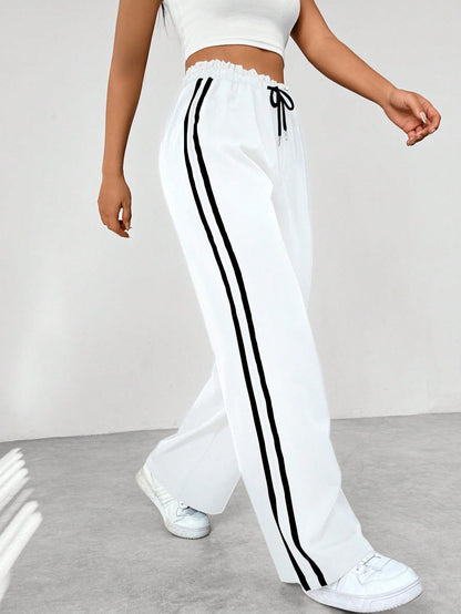 Elsa - Casual Damesbroek med Stribet Farveblokdesign og Comfy Fit