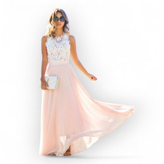 Elegant Blonde Sommerkjole - Let Snit til Varme Dage, Feminint Design