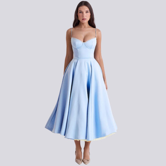 LOVA – V-hals Maxi Kjole med Elegant Fald