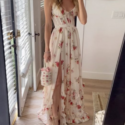 Yuna - Lang Blomsterkjole i Let Materiale med Romantisk Charme til Sommeren