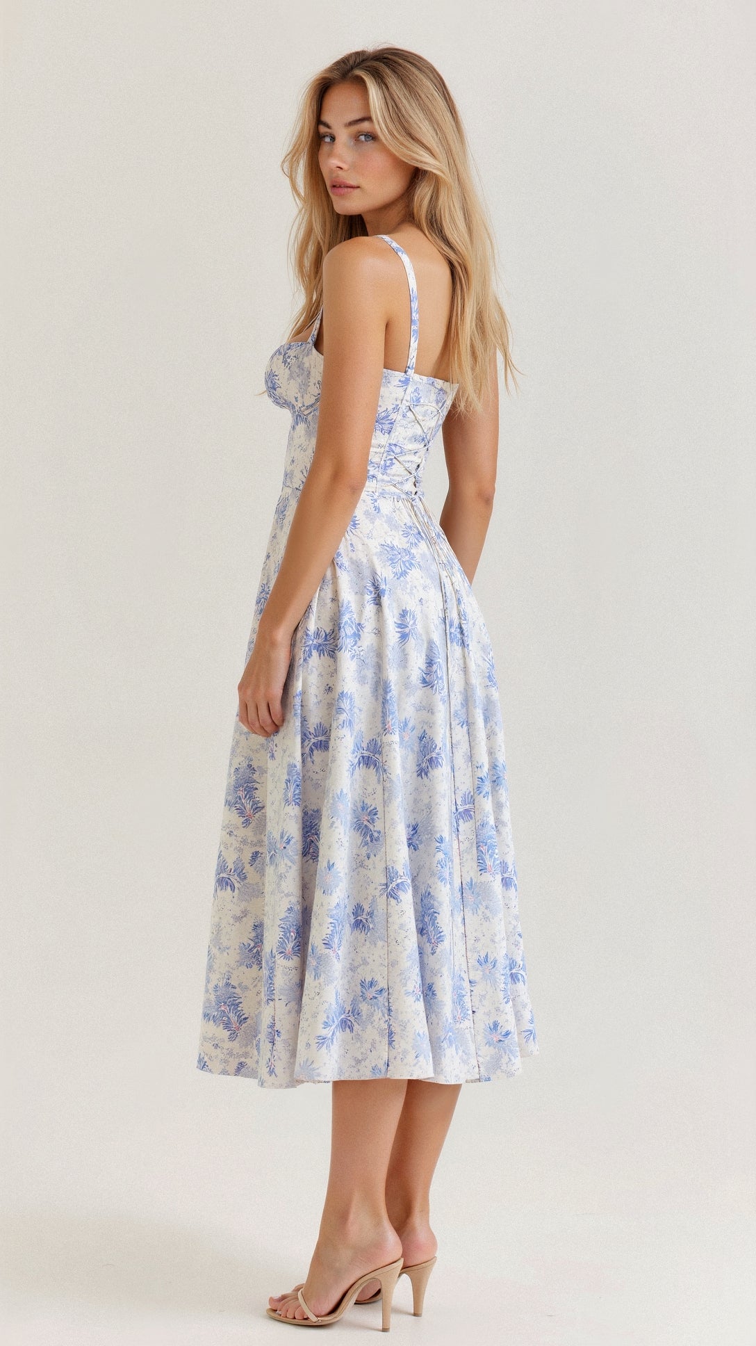 Chiara - Elegant Taljekjole Med Bustier-Design og Flatterende Pasform