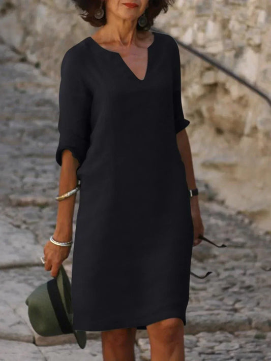 Josette - Elegant V-hals Kjole i Silke og Chiffon Med Flatterende Pasform