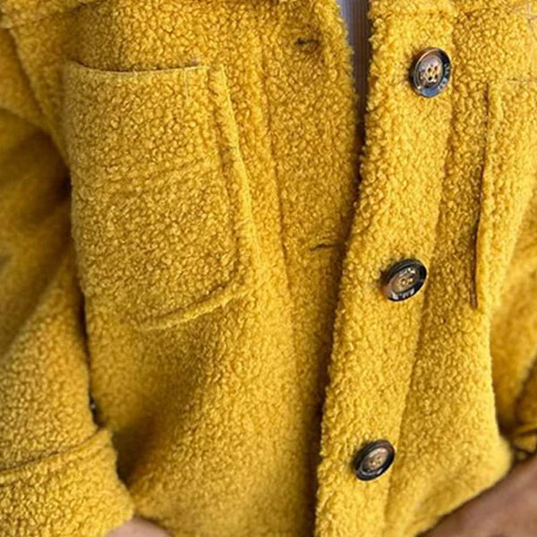 Filipa - Sort Uldjakke Dame Med Reversibel Hals og Dekorative Knapper